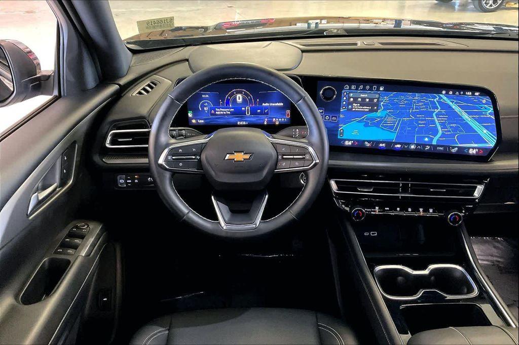 used 2025 Chevrolet Traverse car, priced at $36,483