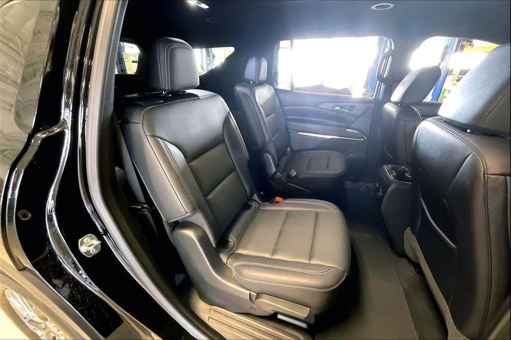 used 2025 Chevrolet Traverse car, priced at $36,483