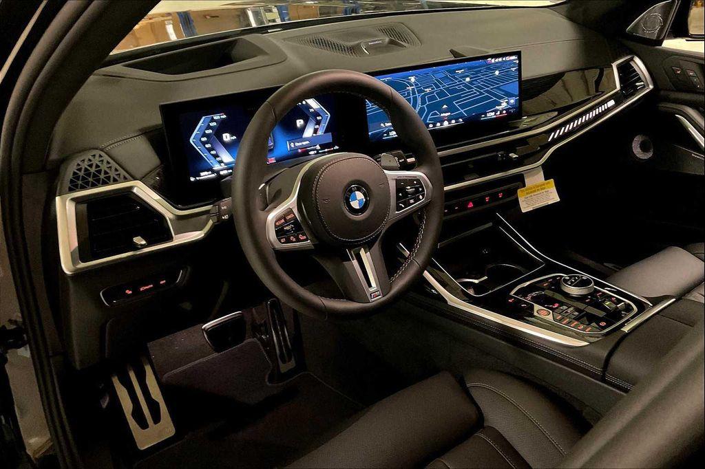 new 2026 BMW X7 car, priced at $125,560