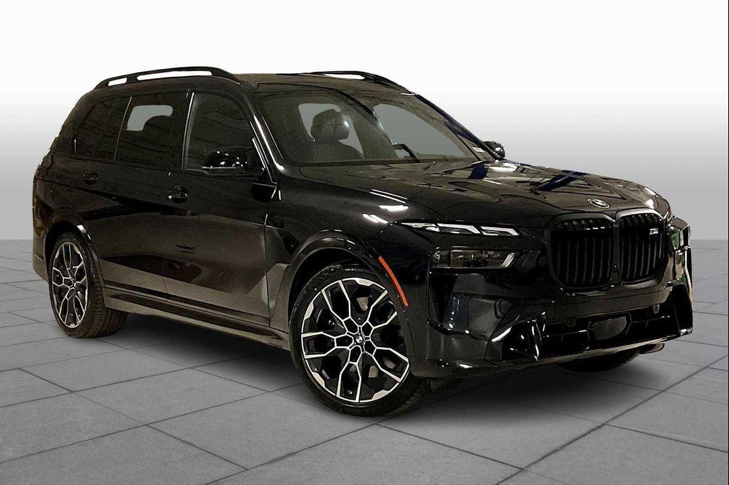 new 2026 BMW X7 car, priced at $125,560