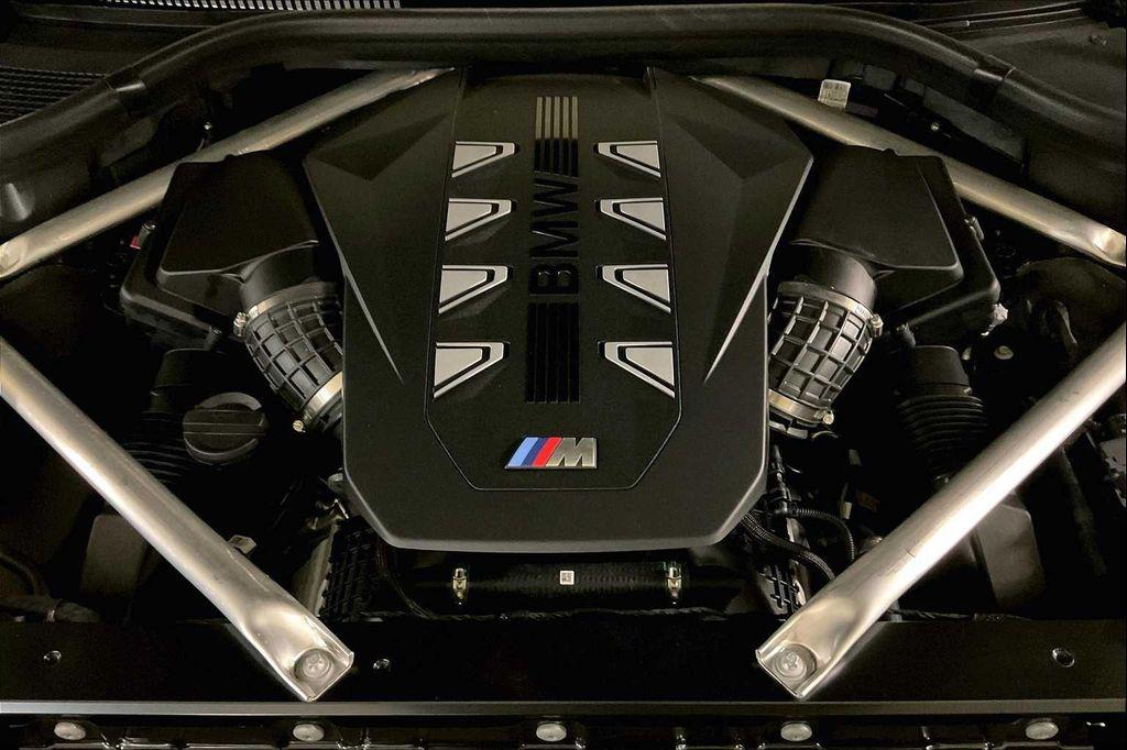 new 2026 BMW X7 car, priced at $125,560