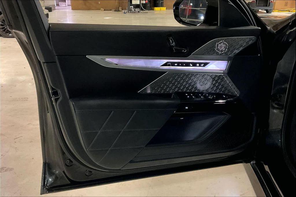 used 2023 BMW 740 car, priced at $71,903