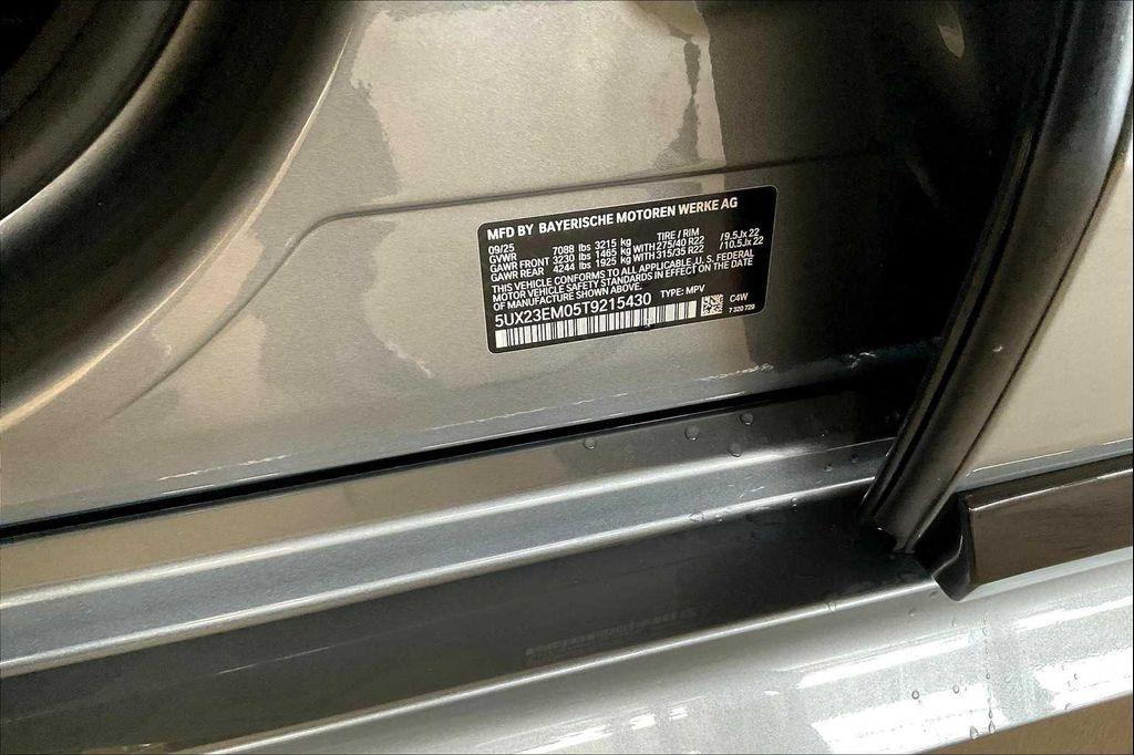 new 2026 BMW X7 car, priced at $101,525