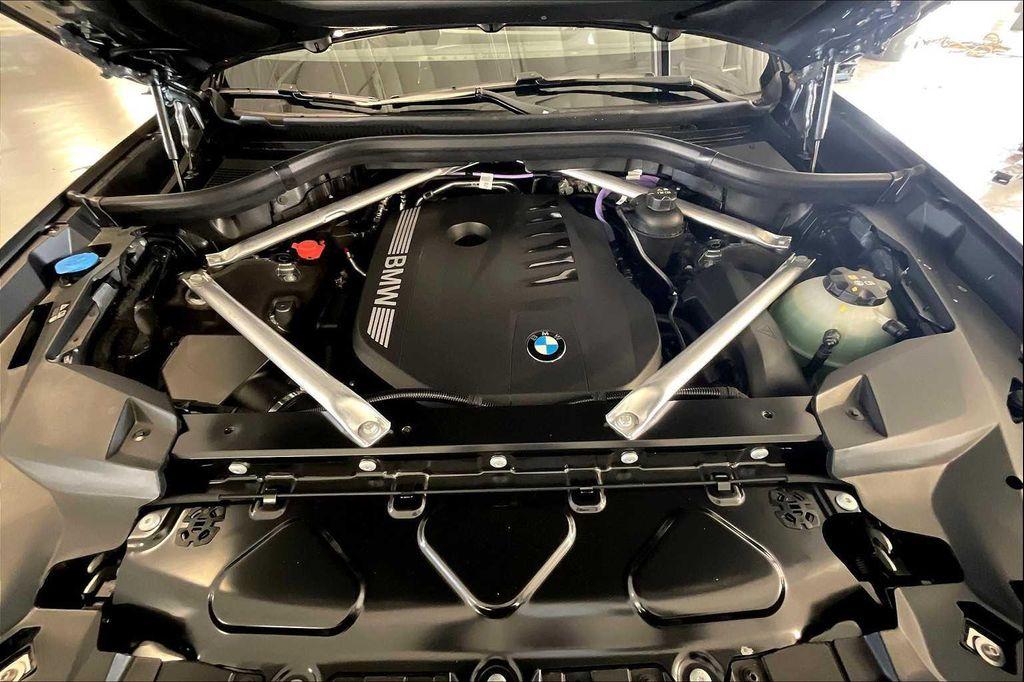 new 2026 BMW X7 car, priced at $101,525