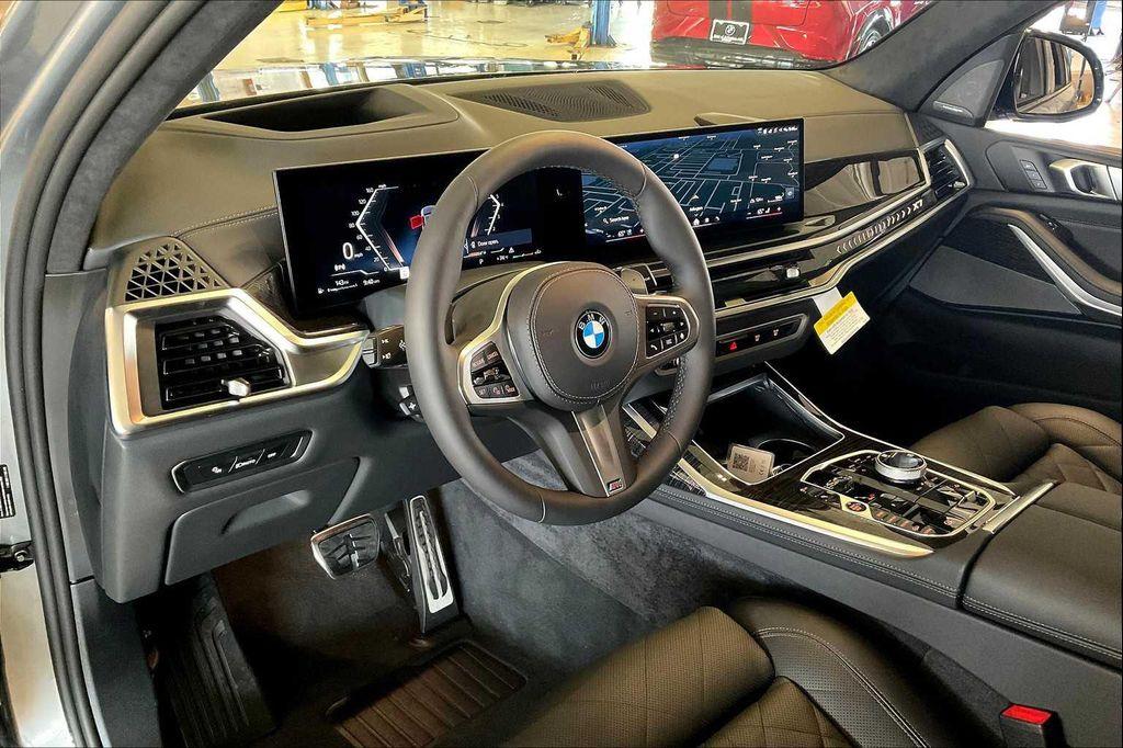 new 2026 BMW X7 car, priced at $101,525