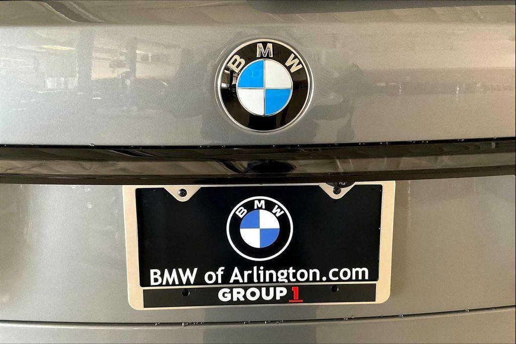 new 2026 BMW X7 car, priced at $101,525
