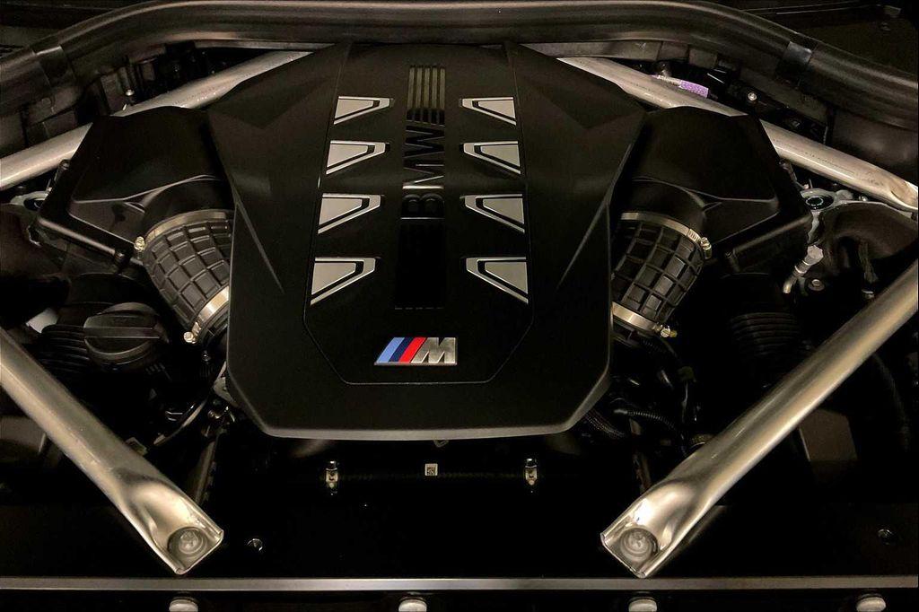 new 2026 BMW X7 car, priced at $121,510