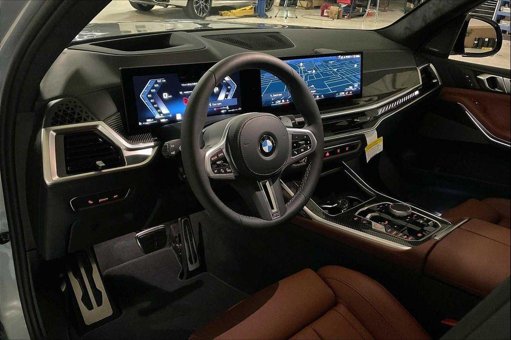 new 2026 BMW X7 car, priced at $121,510