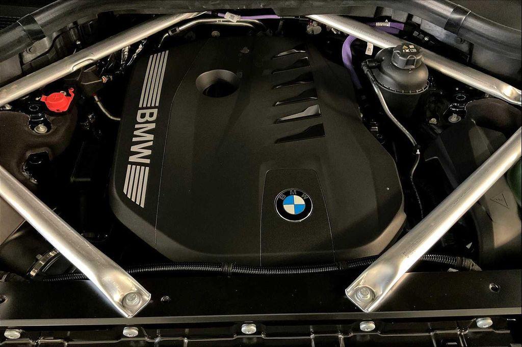 new 2026 BMW X7 car, priced at $102,625