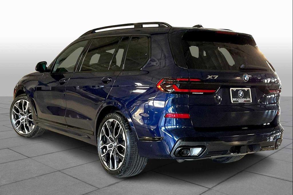 new 2026 BMW X7 car, priced at $102,625