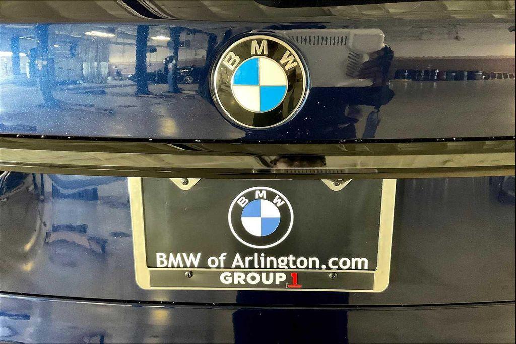 new 2026 BMW X7 car, priced at $102,625