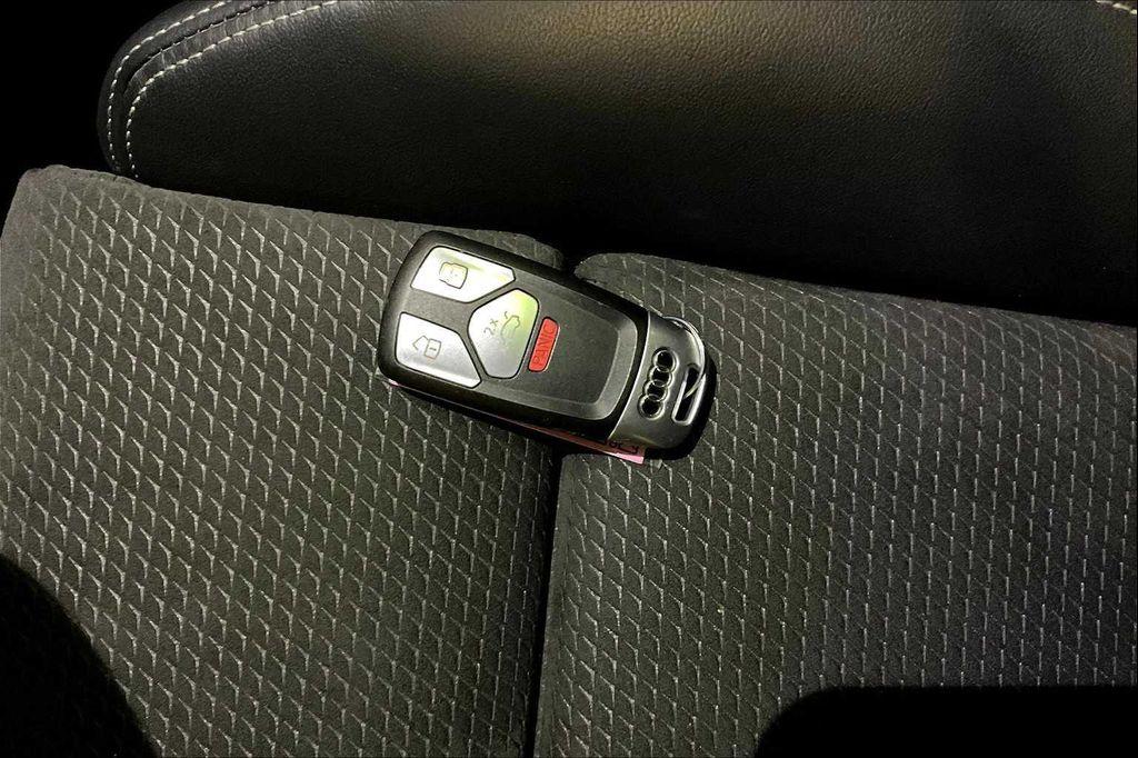 used 2020 Audi SQ5 car, priced at $30,694