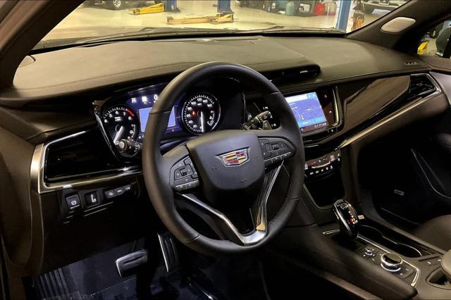 used 2024 Cadillac XT6 car, priced at $55,901