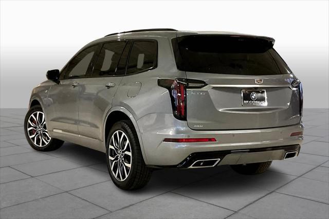 used 2024 Cadillac XT6 car, priced at $55,901