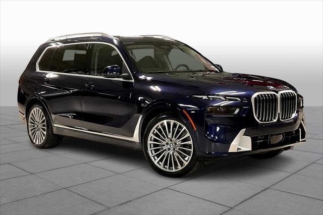 new 2025 BMW X7 car, priced at $95,705