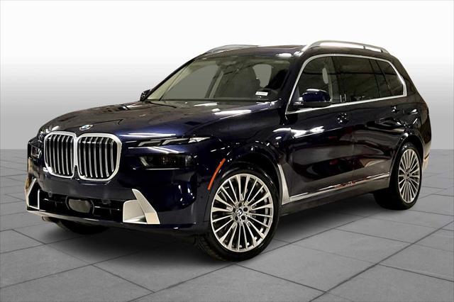 new 2025 BMW X7 car, priced at $95,705