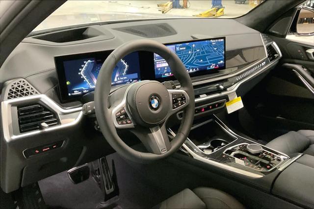 new 2025 BMW X7 car, priced at $98,805