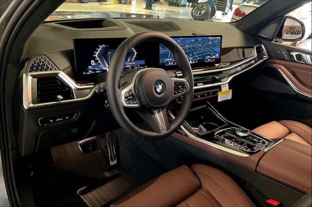 new 2026 BMW X7 car, priced at $104,110