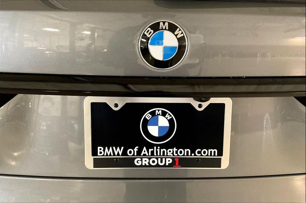 new 2026 BMW X7 car, priced at $104,110