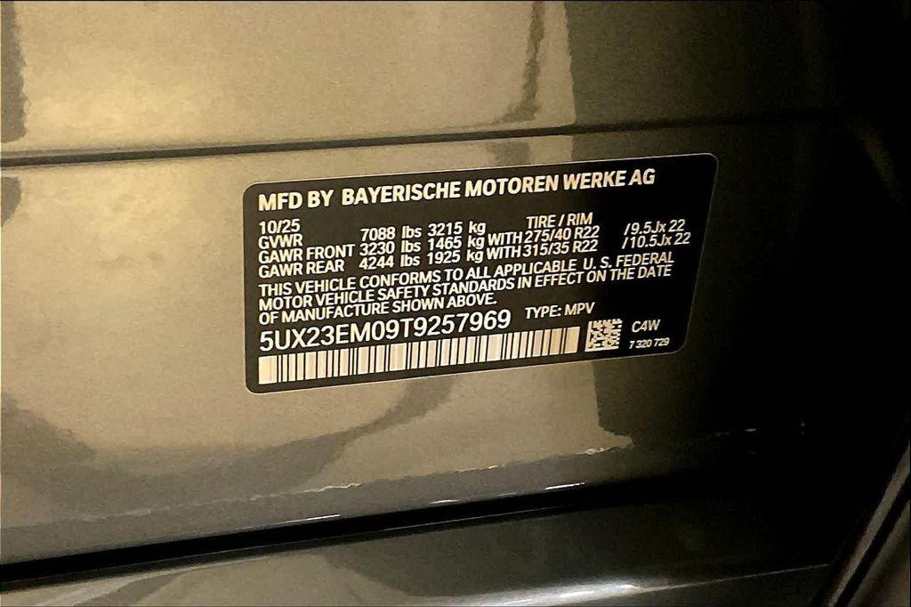 new 2026 BMW X7 car, priced at $104,110