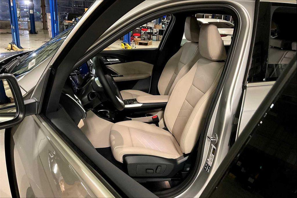 new 2025 BMW X1 car, priced at $46,095