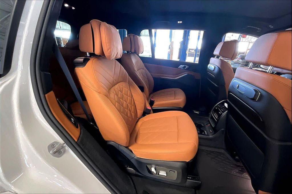used 2025 BMW X7 car, priced at $88,481