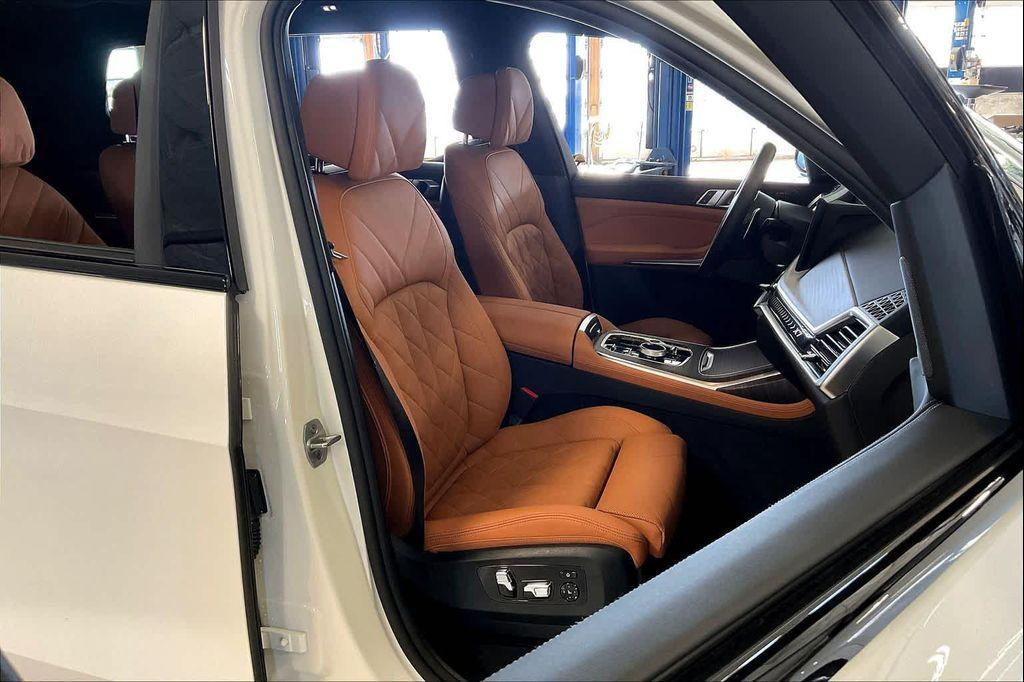 used 2025 BMW X7 car, priced at $88,481