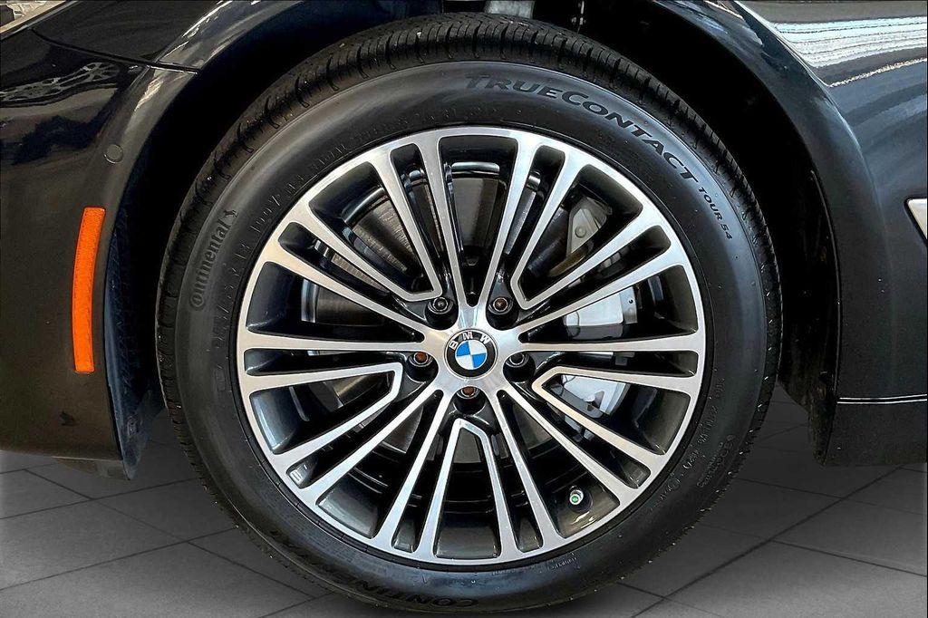 used 2020 BMW 540 car, priced at $31,284