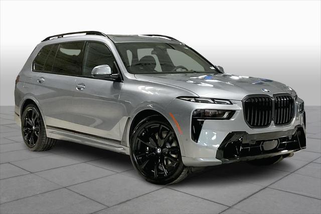 new 2025 BMW X7 car, priced at $98,005