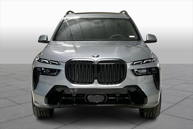 new 2025 BMW X7 car, priced at $98,005