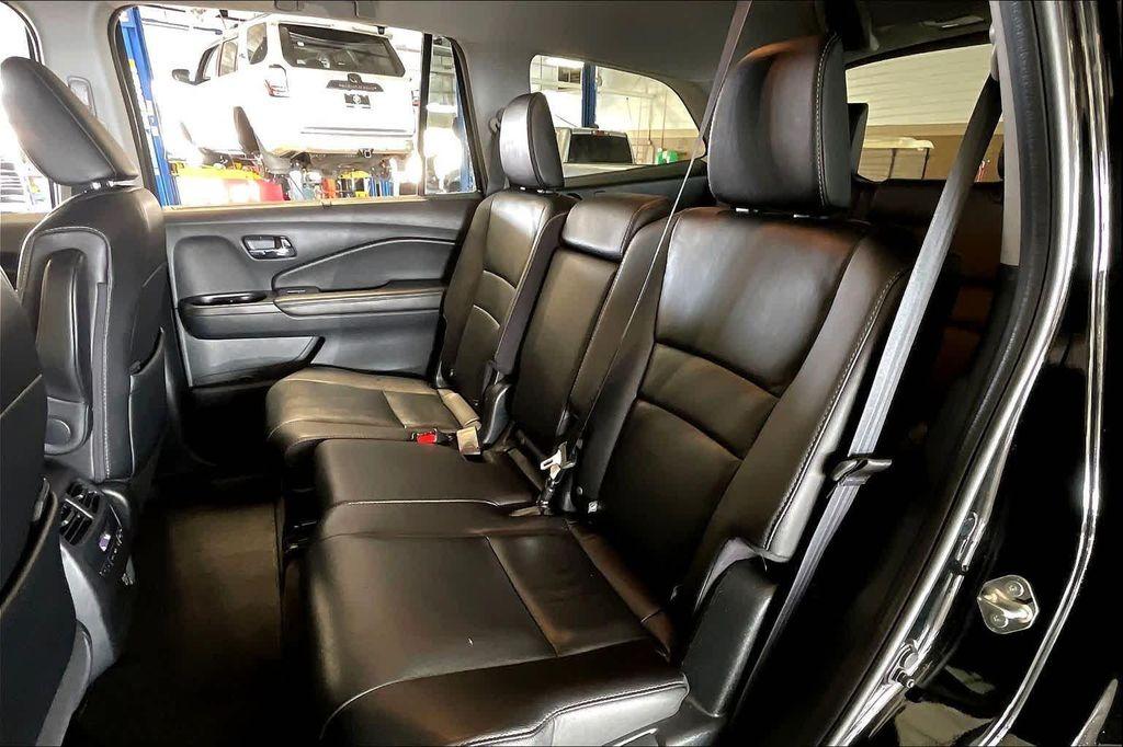 used 2020 Honda Pilot car, priced at $21,481