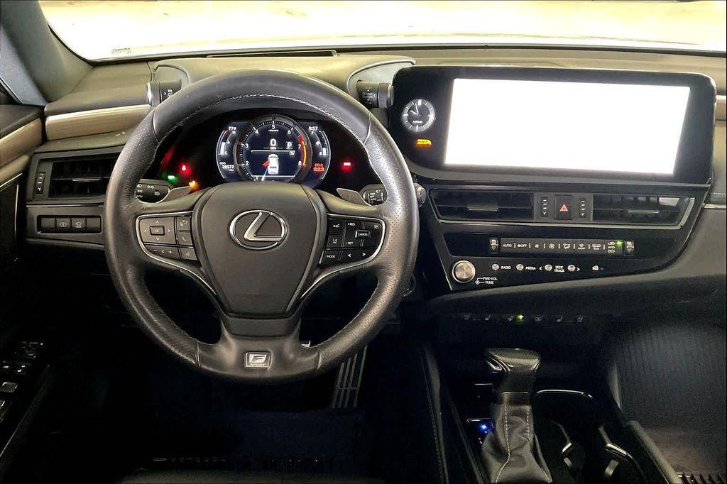 used 2023 Lexus ES 350 car, priced at $38,891