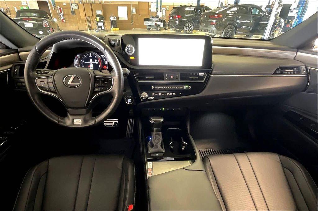 used 2023 Lexus ES 350 car, priced at $38,891