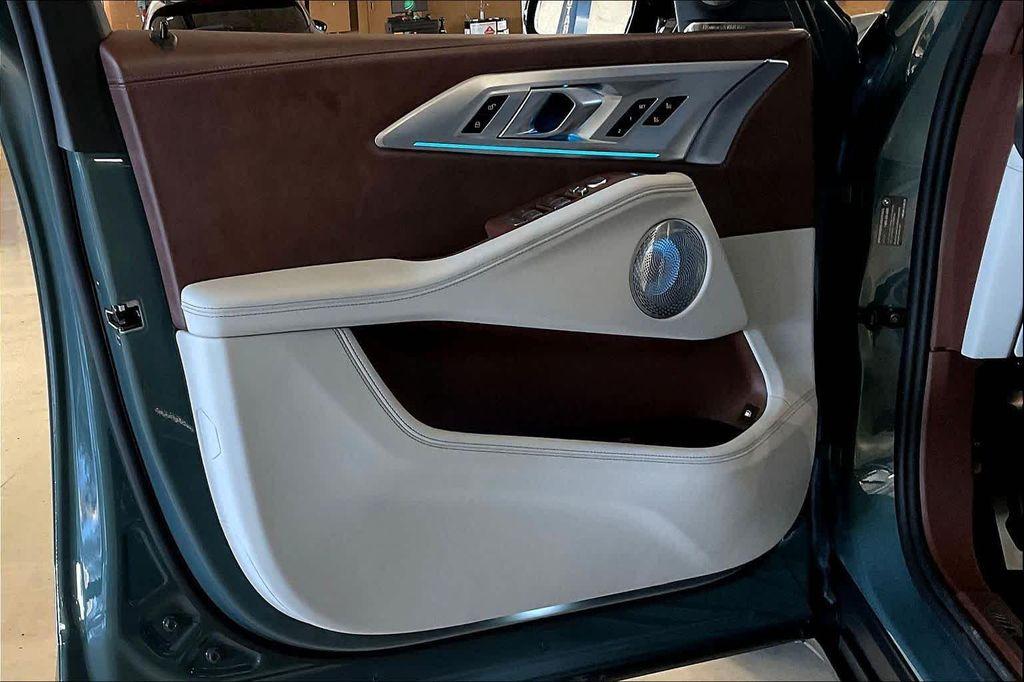 new 2026 BMW XM car, priced at $160,825