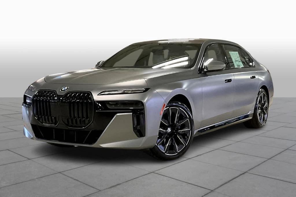 new 2024 BMW 760 car, priced at $153,095