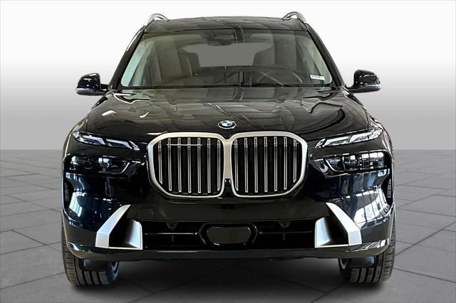 new 2025 BMW X7 car, priced at $98,005