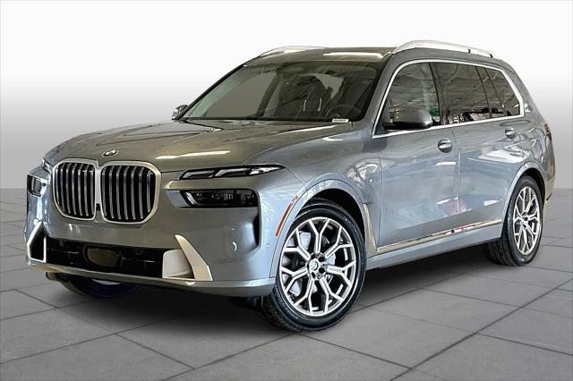 new 2025 BMW X7 car, priced at $93,255