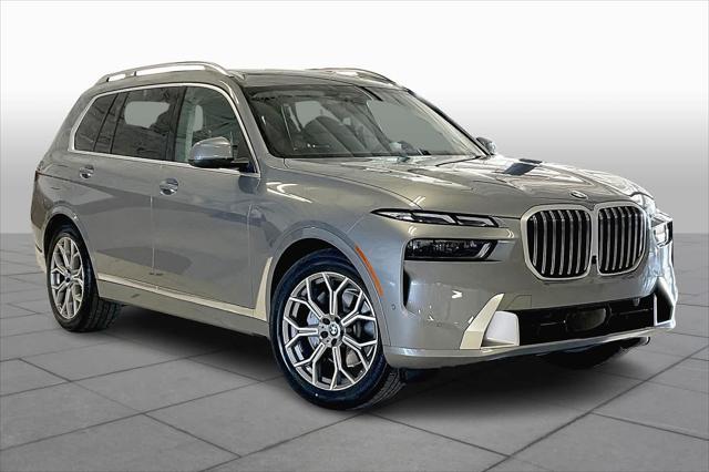 new 2025 BMW X7 car, priced at $93,255