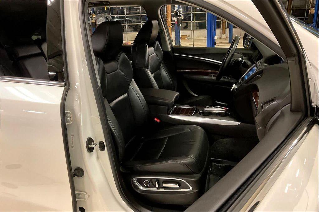 used 2020 Acura MDX car, priced at $20,771