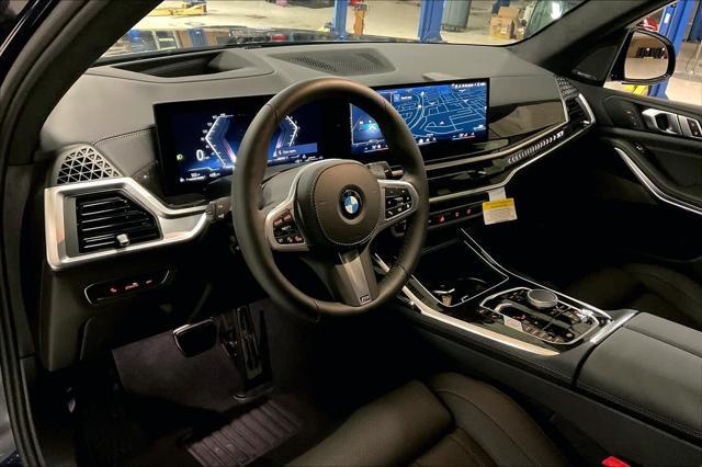 new 2025 BMW X7 car, priced at $102,705