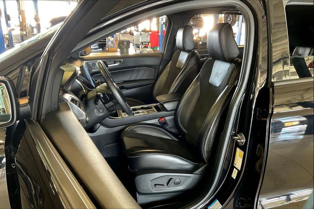 used 2021 Ford Edge car, priced at $28,971