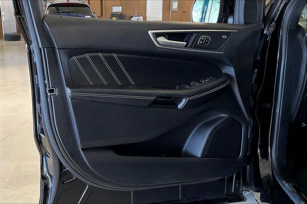 used 2021 Ford Edge car, priced at $28,971