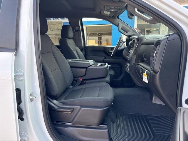 new 2025 Chevrolet Silverado 2500 car