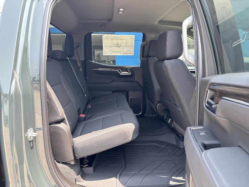 new 2025 Chevrolet Silverado 1500 car