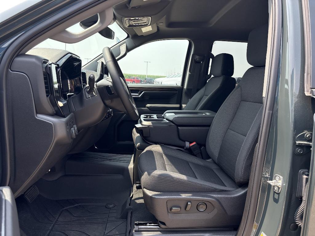 new 2025 Chevrolet Silverado 1500 car