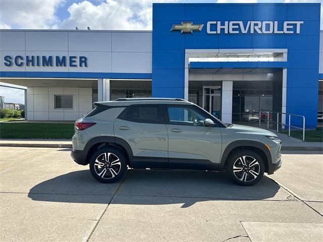 new 2025 Chevrolet TrailBlazer car, priced at $32,320