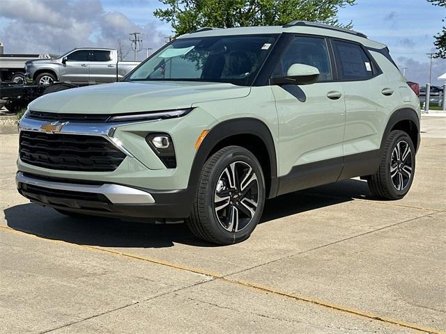 new 2025 Chevrolet TrailBlazer car, priced at $32,320