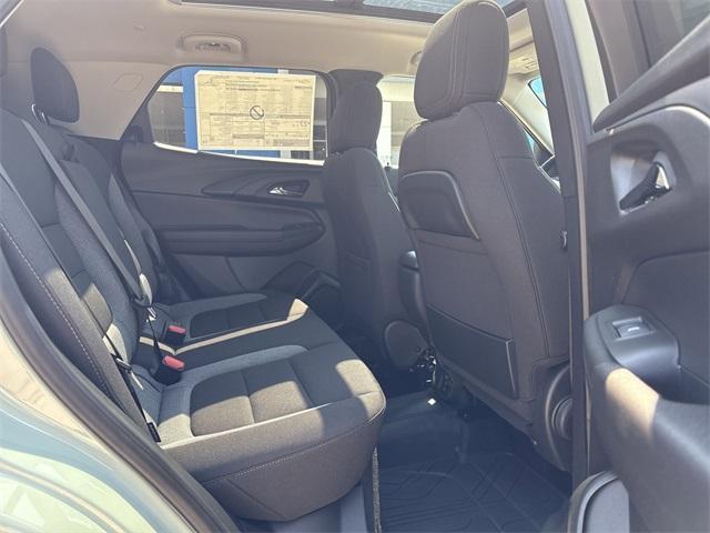 new 2025 Chevrolet TrailBlazer car, priced at $32,320