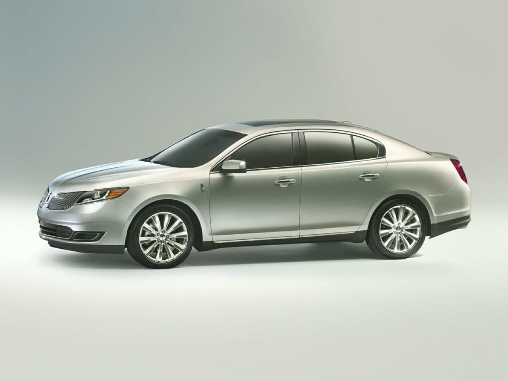 used 2013 Lincoln MKS car