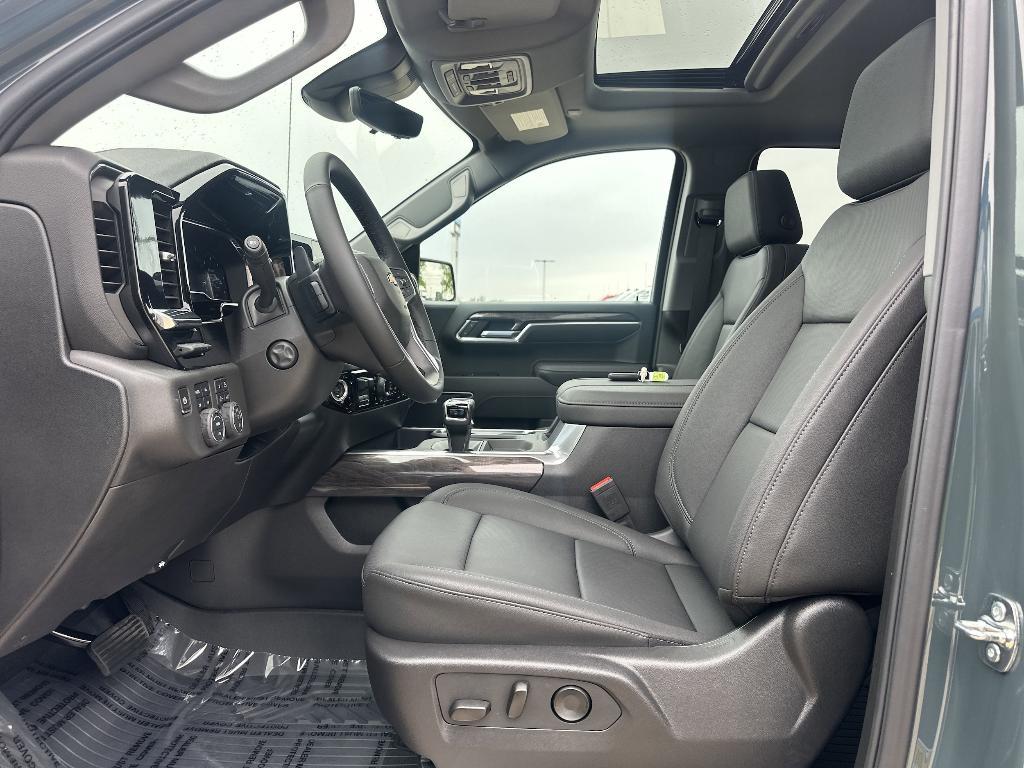 new 2025 Chevrolet Silverado 1500 car, priced at $65,709